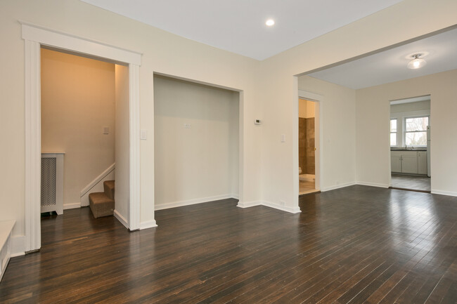 Building Photo - 49 Palisade Rd