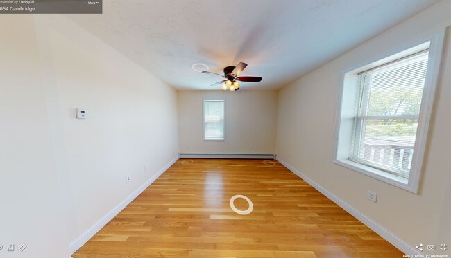 Foto del edificio - 1054 Cambridge St