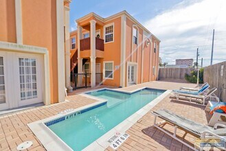 Building Photo - 102 E Capricorn Dr