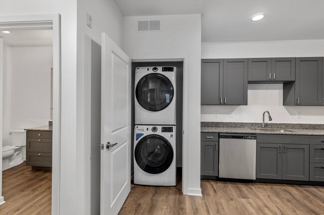 1 Bedroom - Huron Vista