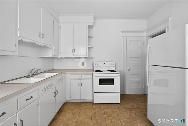 Foto del edificio - 227 Olivia St