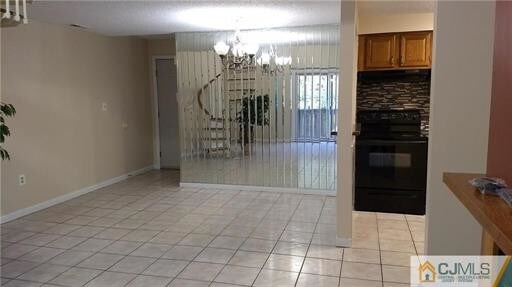 Building Photo - 2304 Ravens Crest Dr