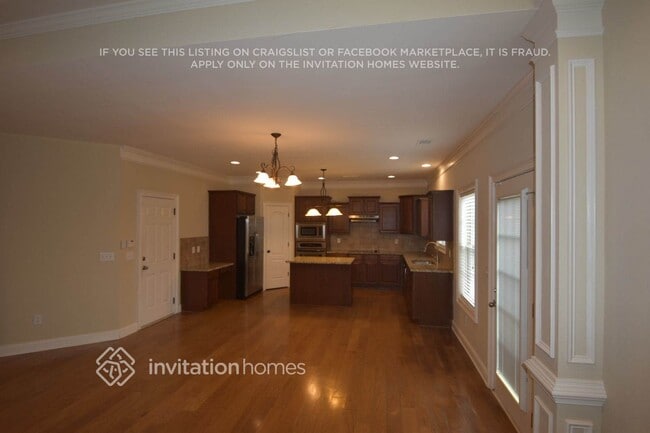 Building Photo - 416 Icicle Ct