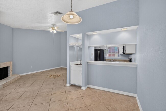 Building Photo - 659 Montego Bay Ct