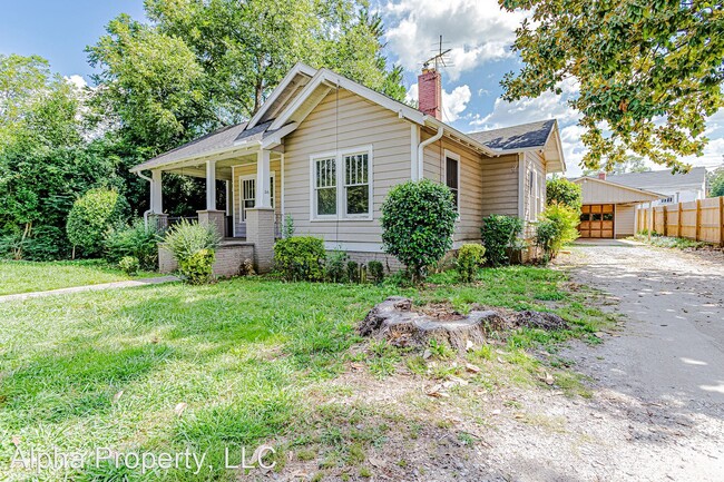 Building Photo - 3 br, 2 bath House - 216 E Fairview Ave