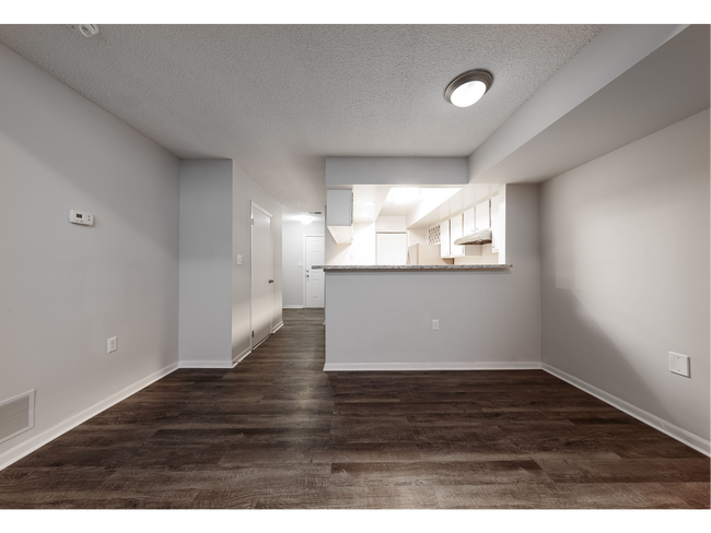 Dining Area | Apartments For Rent in Johnson City TN | Sterling Hills - Sterling Hills Apartments