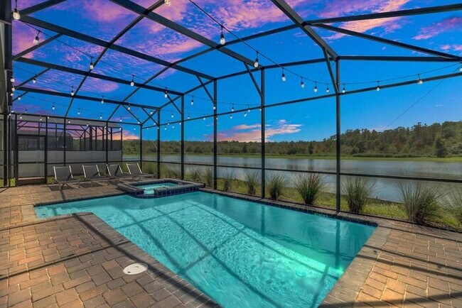 Building Photo - 3017PS  Brand New Luxury 9BR Villa/ Pool/S...