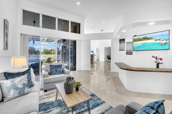 Foto del edificio - 620 Laurel Ln
