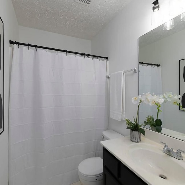 Building Photo - 7212 Clinton Rd