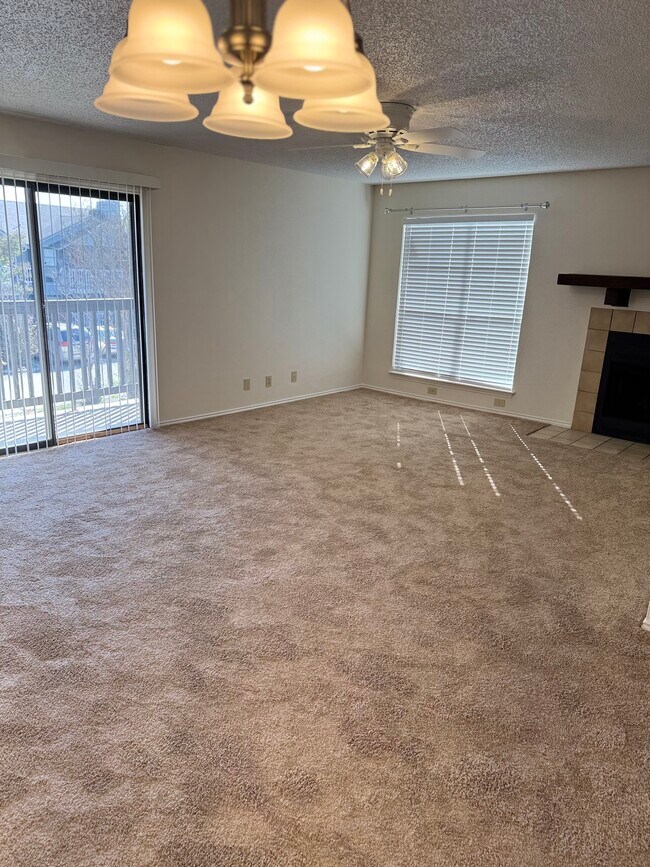 Foto del edificio - 808 Station St