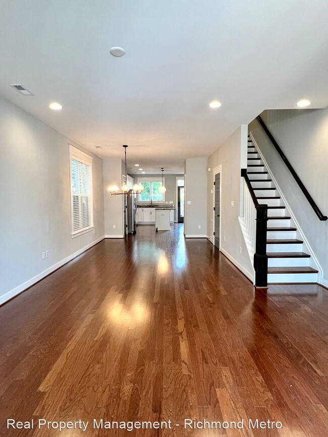 Building Photo - 3 br, 2.5 bath House - 1228 North 31st Street