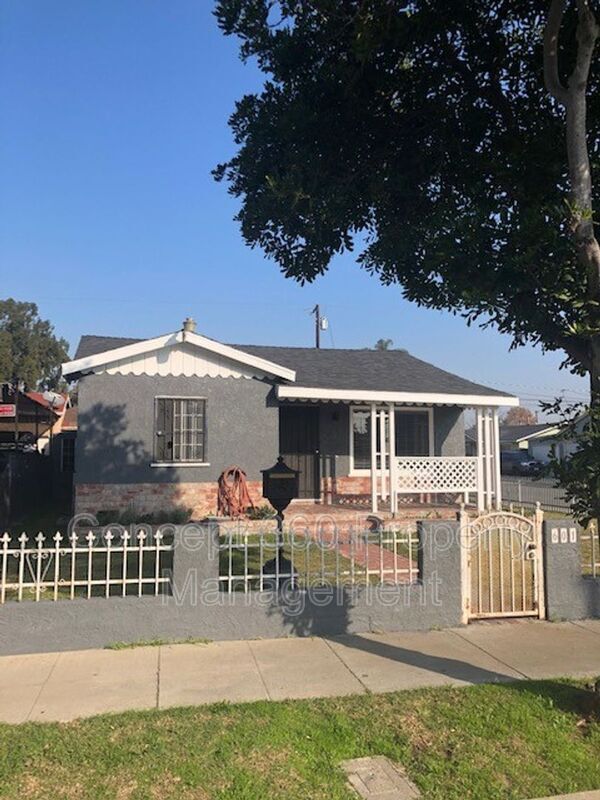 Building Photo - 601 W Arbutus St