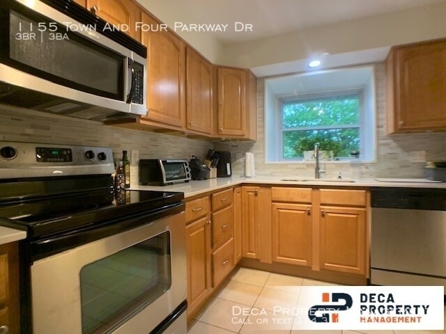 Foto del edificio - 3 Bedroom Townhome