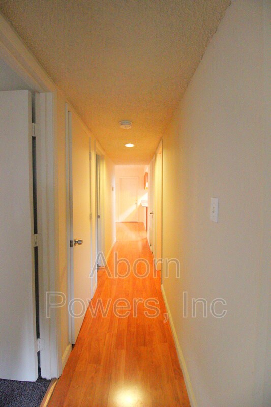 Building Photo - 9129 Tuolumne Dr