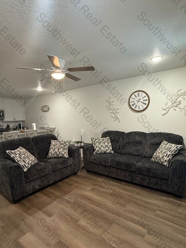 Foto del edificio - 2105 Bobwhite Ct