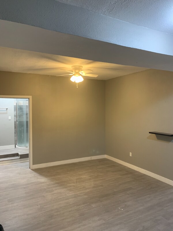 Foto del edificio - 7943 York St