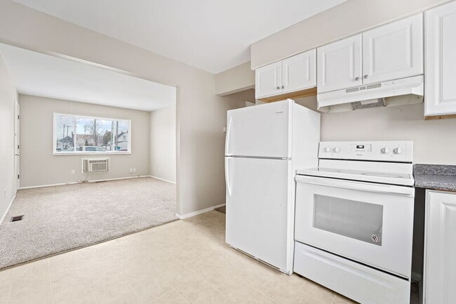 Building Photo - 1006 6th St