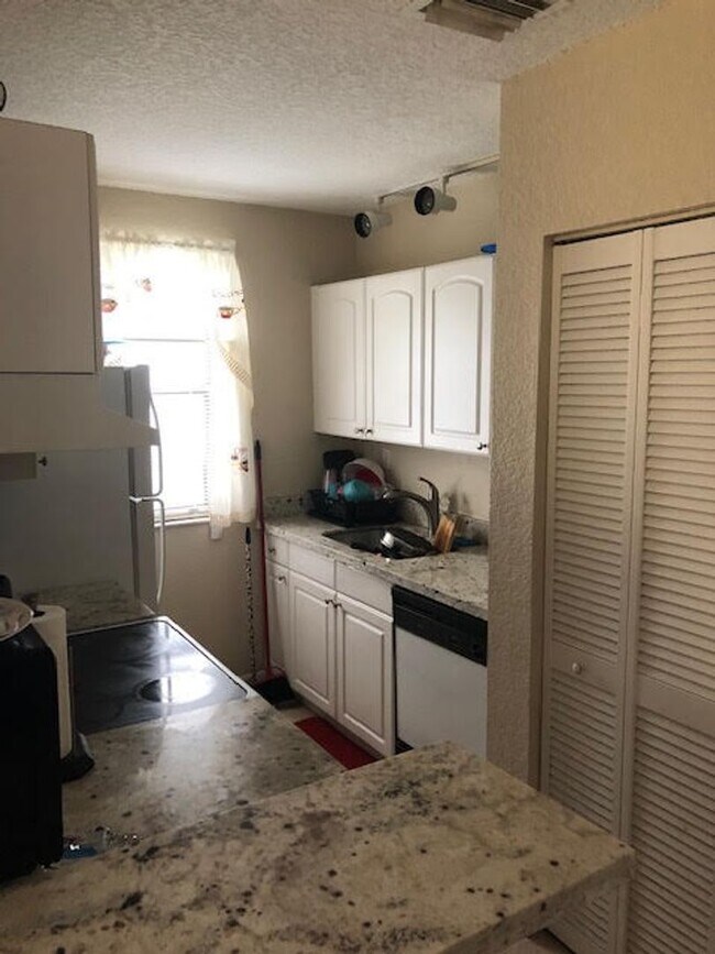 Foto del interior - 11620 NW 26th Ct