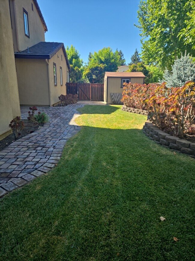 Building Photo - Gorgeous corner lot home