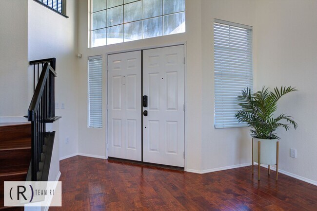 Foto del edificio - A Bright and Cozy Home with 3 Bedroom and 2 Bathroom with a Loft