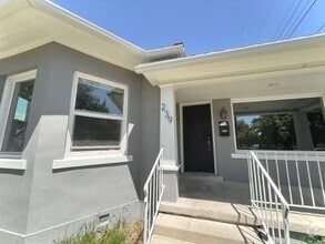 Building Photo - 239 S 300 W