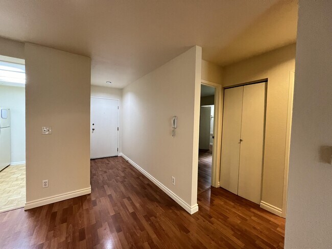 Foto del edificio - 14630 NE 32nd St