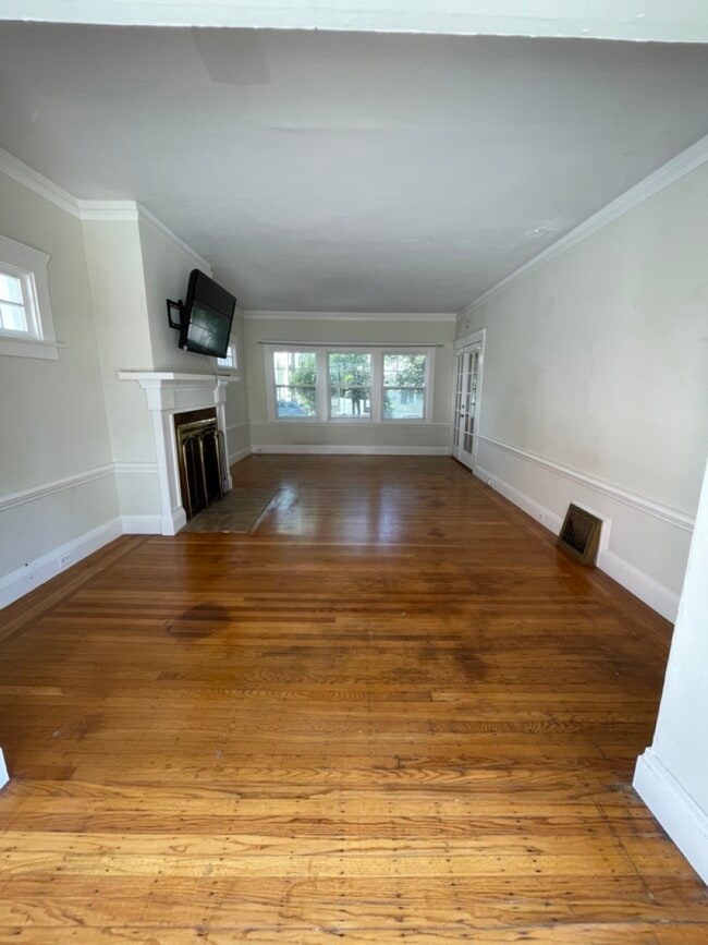 1st Floor Living Room (or 4th Bedroom) - 2481 Hilgard Avenue