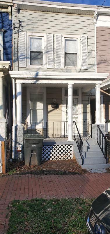 Primary Photo - 2227 14th St SE