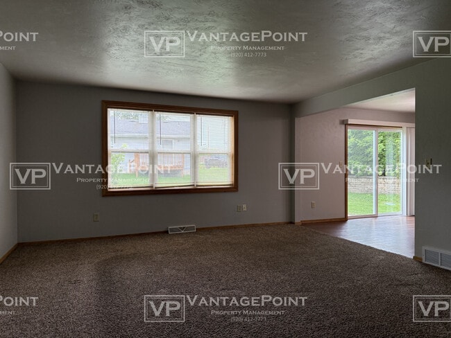 Building Photo - 3711 Blueridge Dr