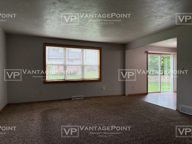 Foto del edificio - 3711 Blueridge Dr