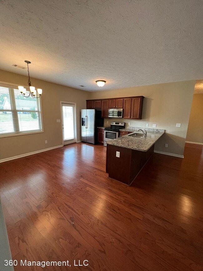Building Photo - 4 br, 2 bath House - 2102 Copper Lane