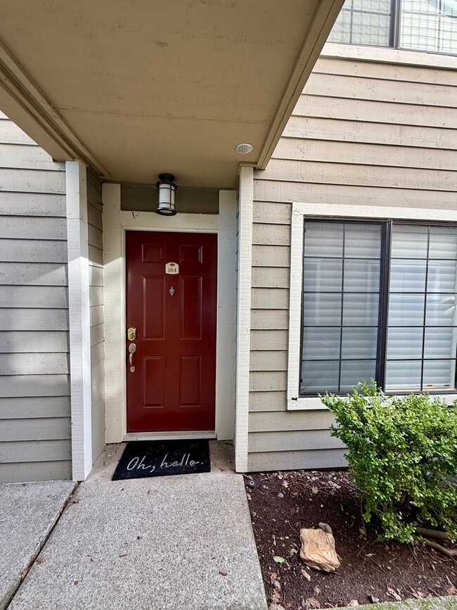 Building Photo - 164 Eastridge Dr