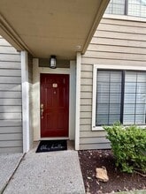 Building Photo - 164 Eastridge Dr