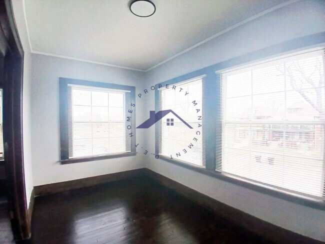 Foto del edificio - 3877 Garland St