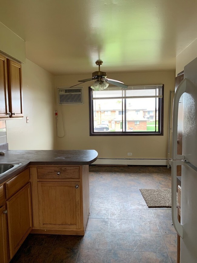 Building Photo - 2460 198th St