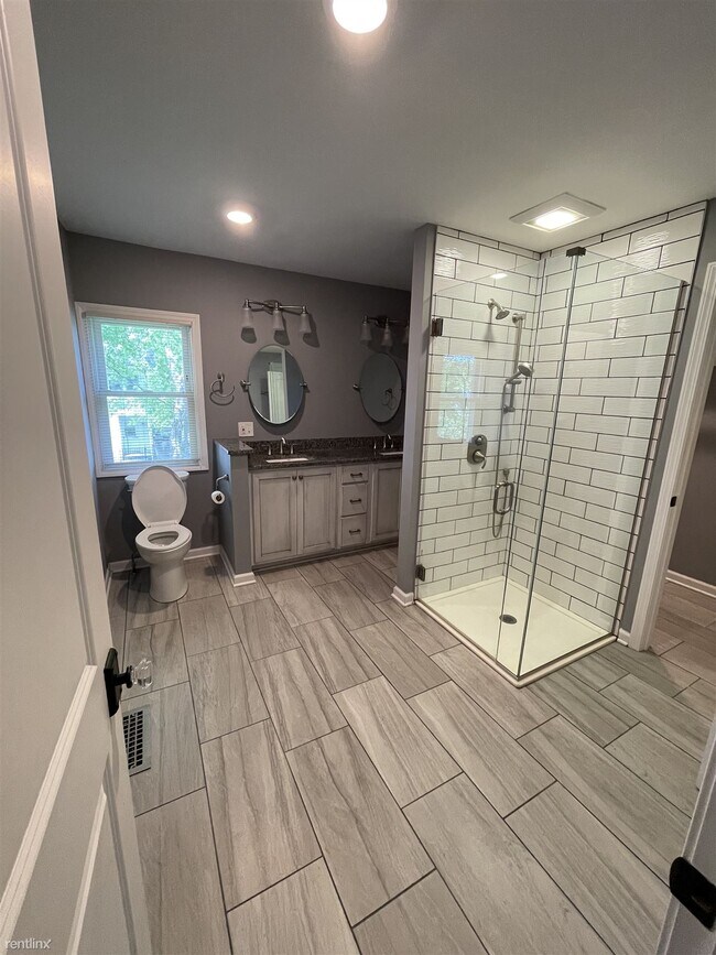 Building Photo - 2 br, 1 bath Duplex - 112 Olentangy Street...