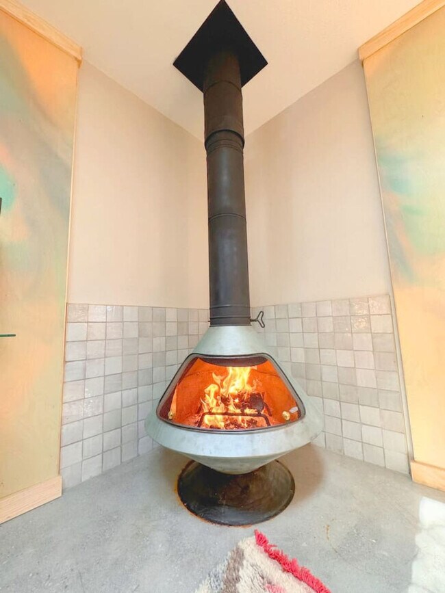 Foto del edificio - 2861 Agua Fria St