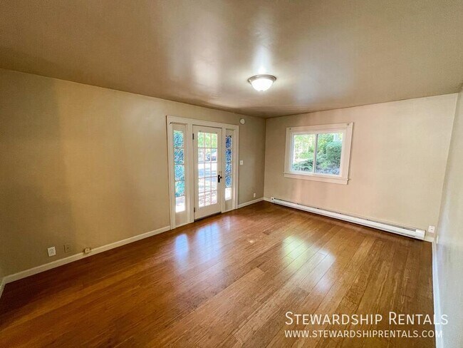 Foto del edificio - 1648 E 24th Ave