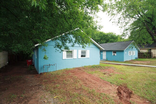 Building Photo - 4021 Marion Ave