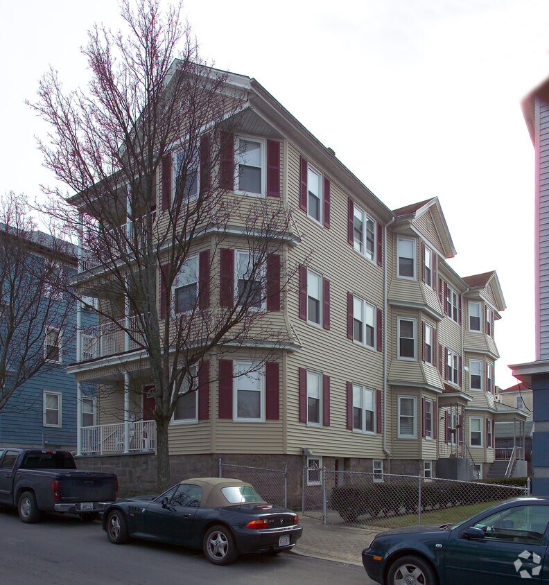 Primary Photo - 199 Columbia St