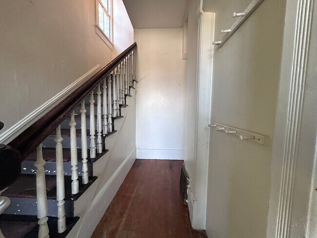 Foto del edificio - 920 N Garden St