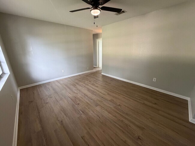 Foto del edificio - Recently remodeled South Bossier 2/1 Home