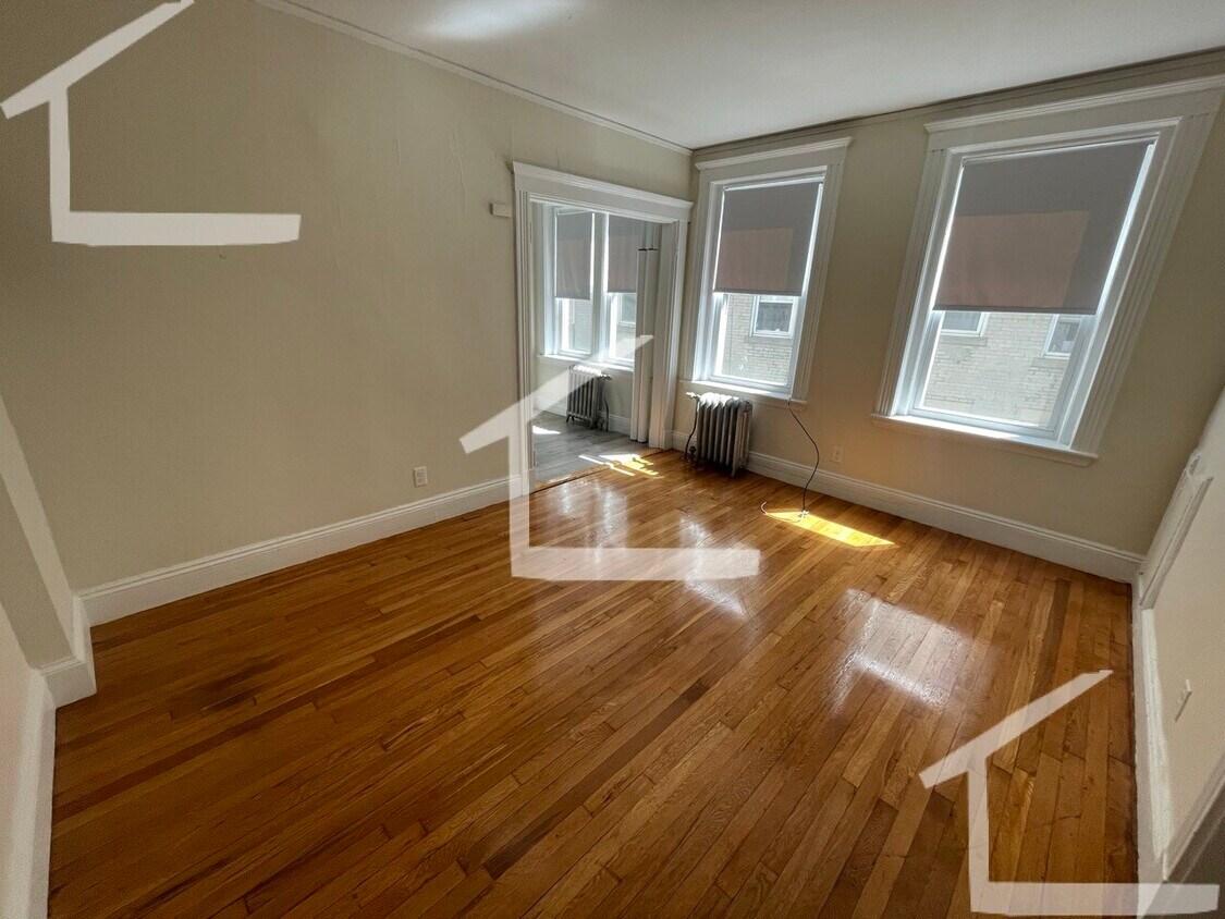 Foto principal - 235 Park Dr