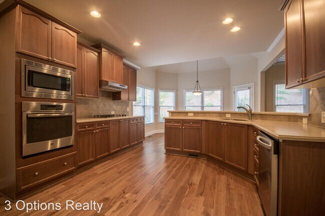 Foto del edificio - 5 br, 4.5 bath House - 4080 Northridge Dr
