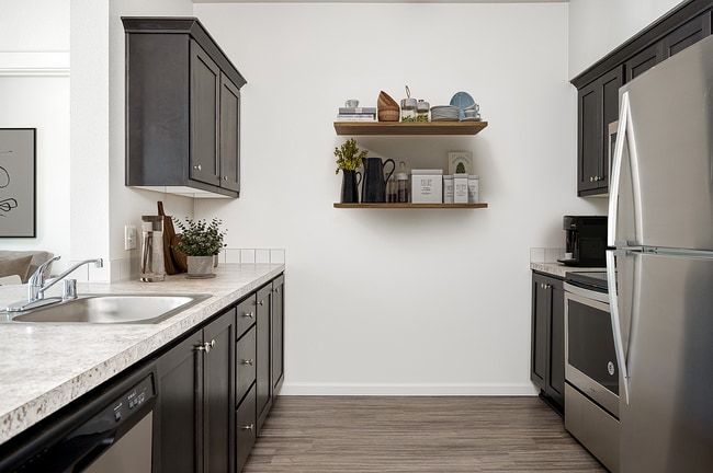 Building Photo - Alderbrook Apartments