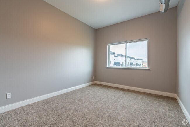 2BR, 2BA - The Elements, LLC