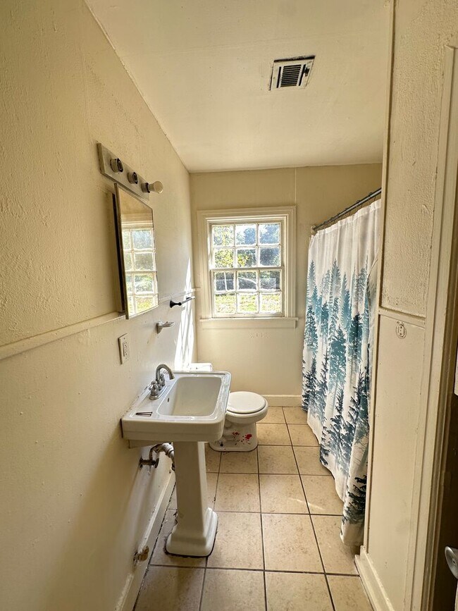 Foto del edificio - 2 bed home!