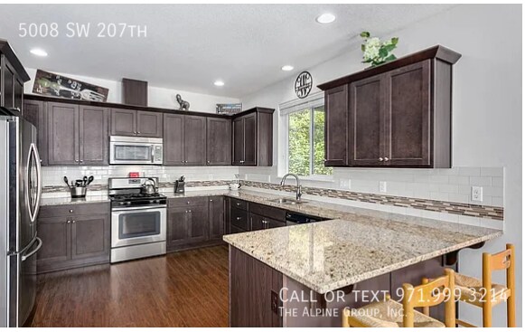 Foto del edificio - 5008 SW 207th Pl