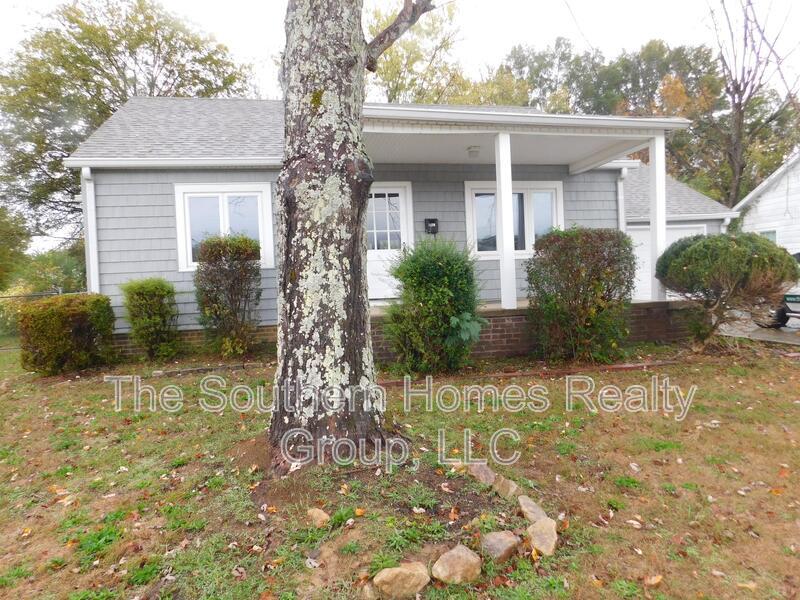 1428 Tennessee Ave, Etowah, TN 37331 House Rental in Etowah, TN