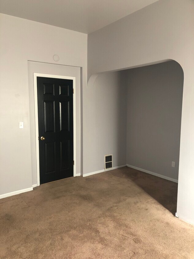 328 N 34th St Unit 328 N 34TH Street, Milwaukee, WI 53208 Apartments